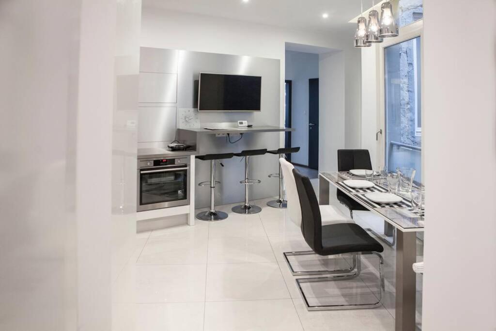 Apartment Downtown Ulloi 3 ブダペスト エクステリア 写真