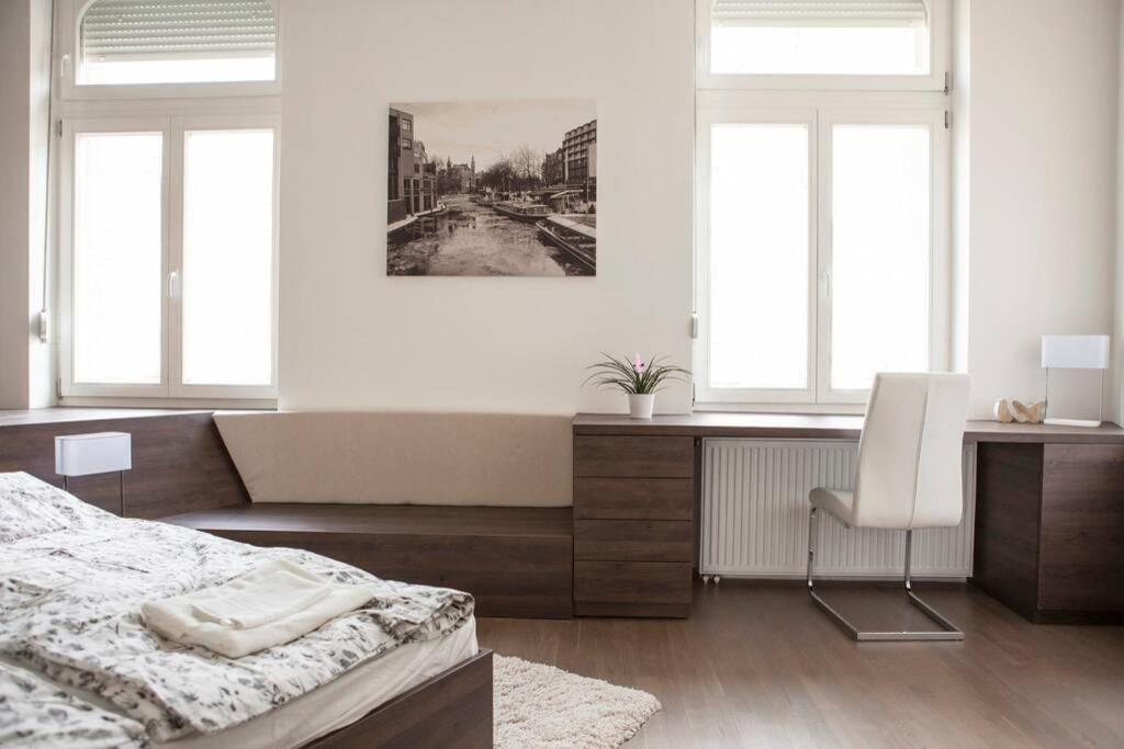 Apartment Downtown Ulloi 3 ブダペスト エクステリア 写真