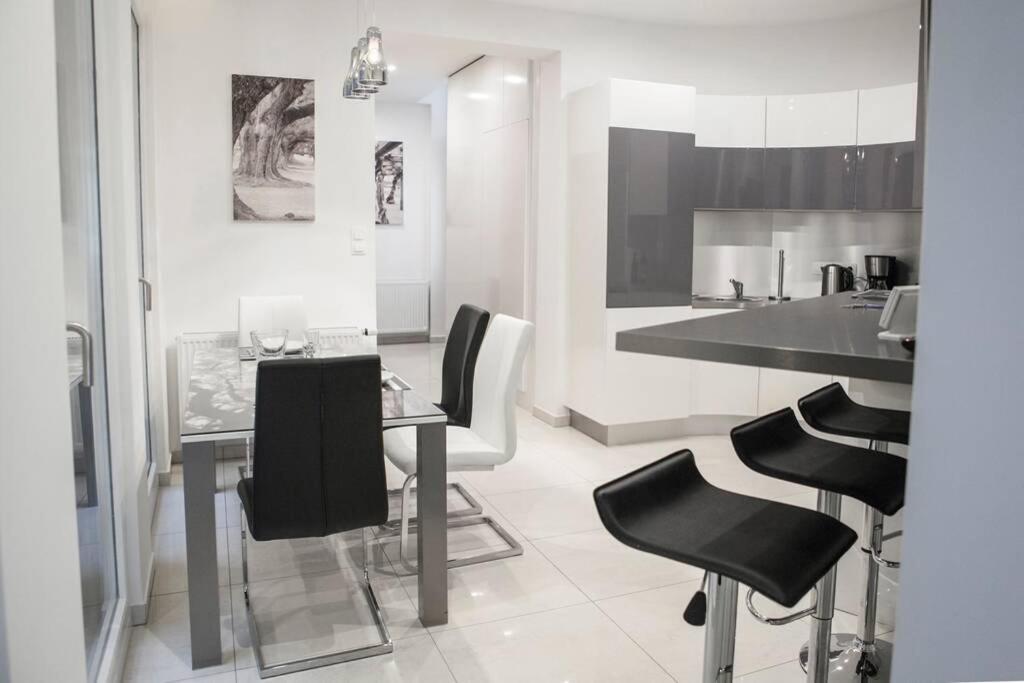 Apartment Downtown Ulloi 3 ブダペスト エクステリア 写真